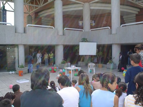 Explora kids 2007_Show Ciencia IFUG 1.JPG
