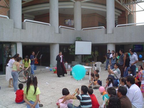 Explora kids 2007_Show Ciencia IFUG 11.JPG